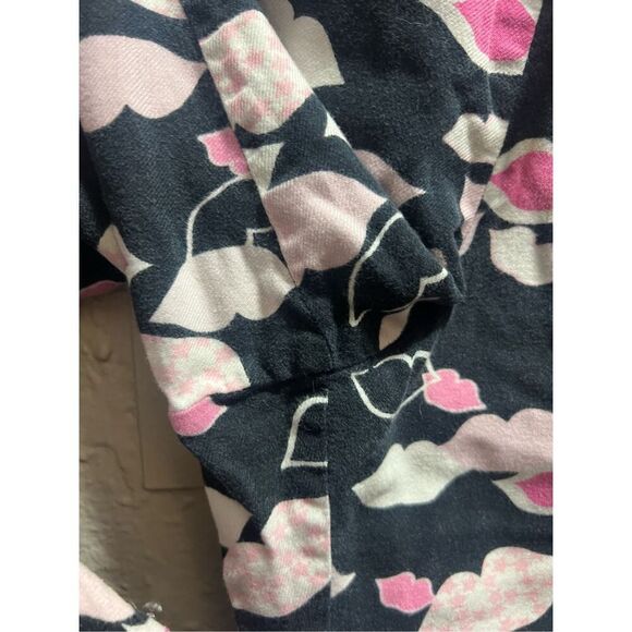 Victoria’s Secret Black With Pink Lips Pajama Set Woman’s Size Small - Picture 9 of 14